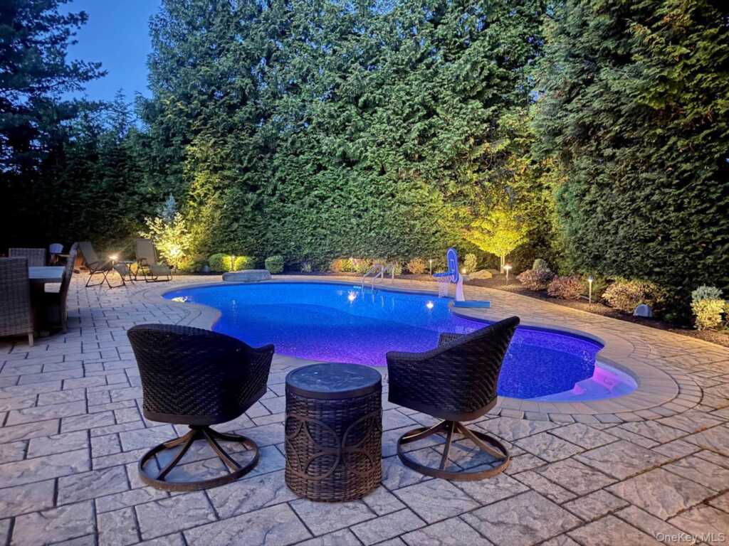 4 Plum Court, Nanuet, NY 10954 - Photo 40 of 47