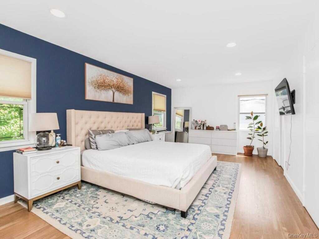 36 Balmoral Crescent, White Plains, NY 10607 - Photo 15 of 39