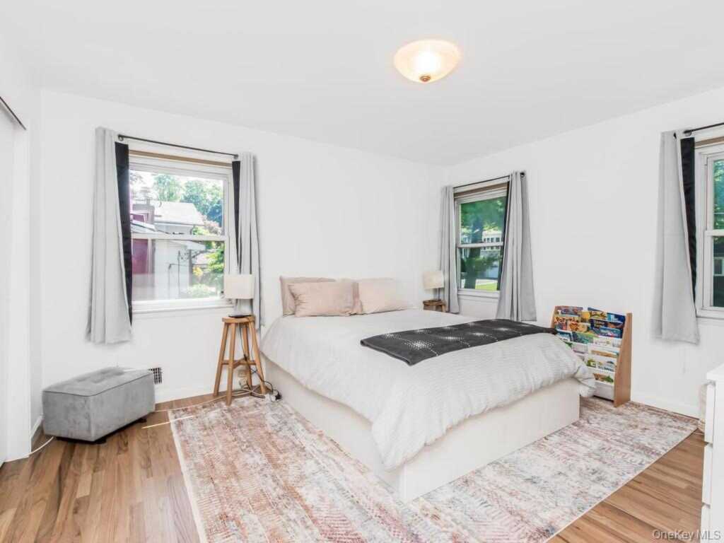 36 Balmoral Crescent, White Plains, NY 10607 - Photo 19 of 39