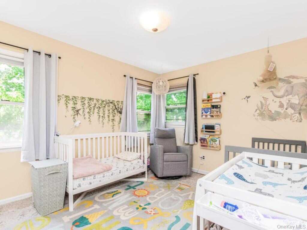 36 Balmoral Crescent, White Plains, NY 10607 - Photo 20 of 39