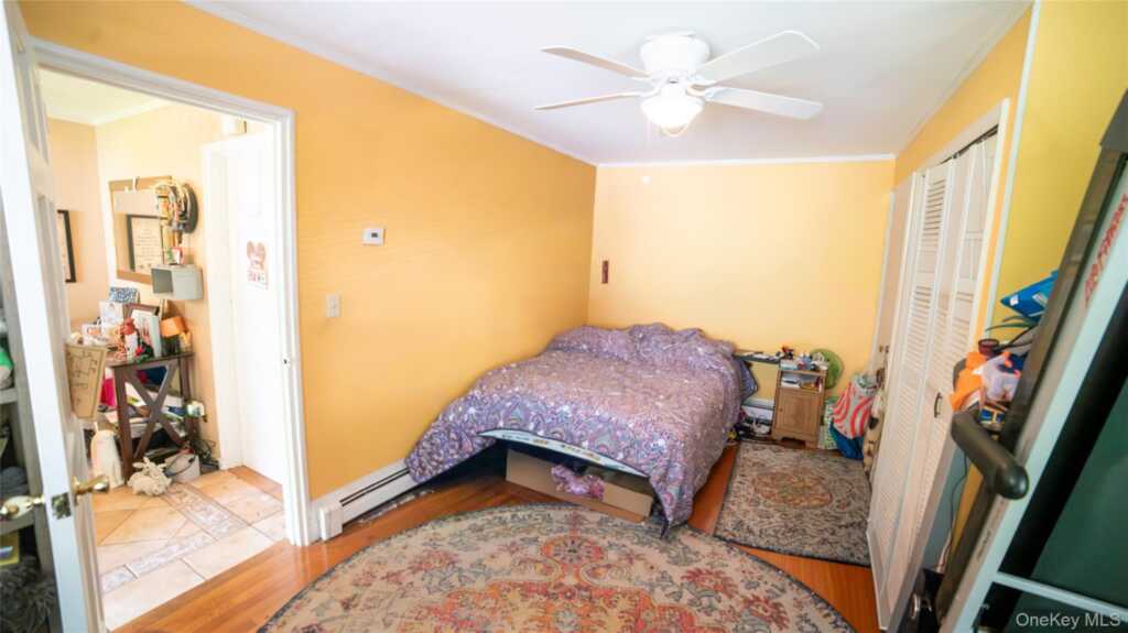 208 Woodhampton Drive, White Plains, NY 10603 - Photo 16 of 22