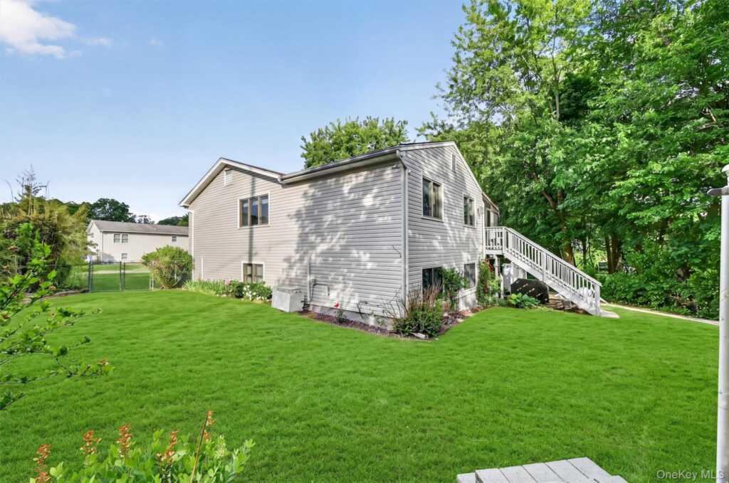 7 Spur Drive, Nanuet, NY 10954 - Photo 37 of 41