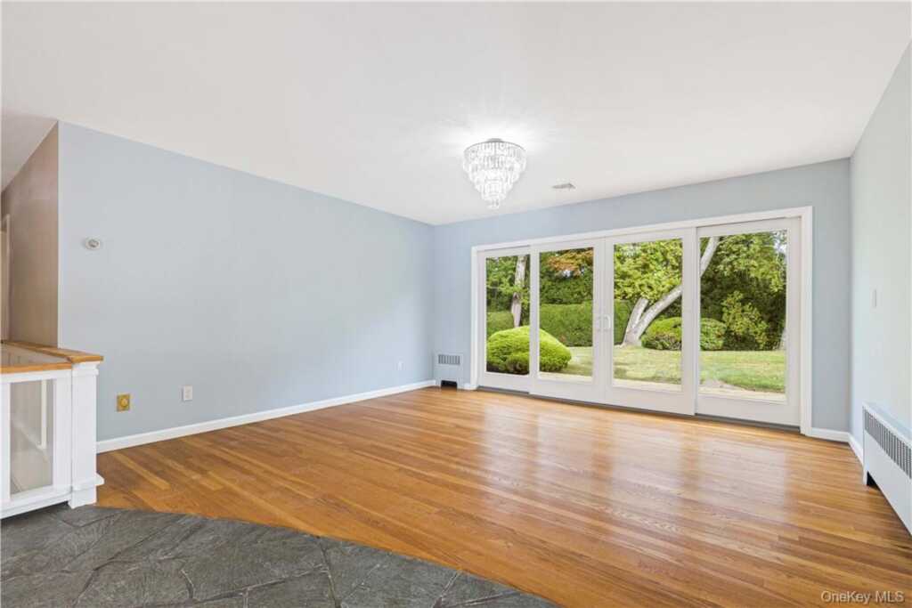 5 Paddock Road, Rye, NY 10573 - Photo 4 of 23