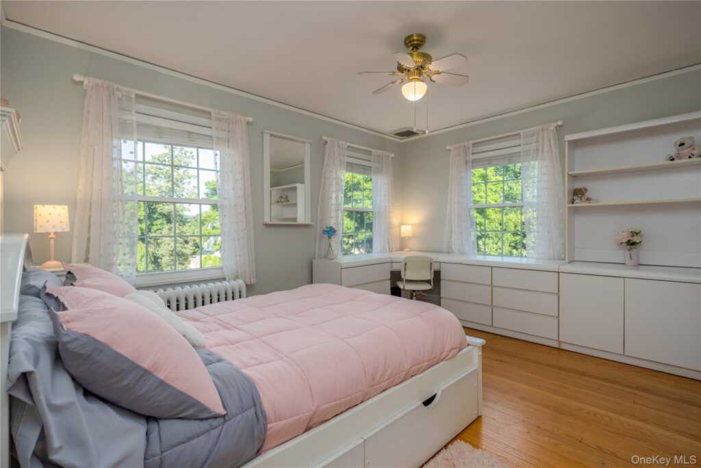 159 Fenimore Road, New Rochelle, NY 10804 - Photo 19 of 42