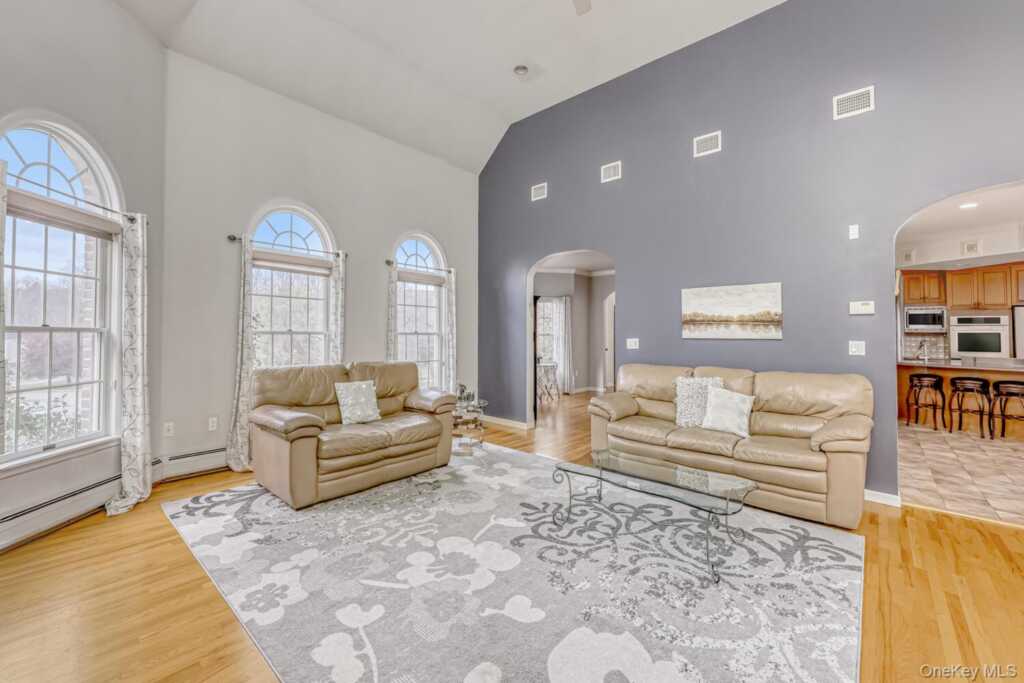 22 Golden Road, Suffern, NY 10901 - Photo 16 of 41