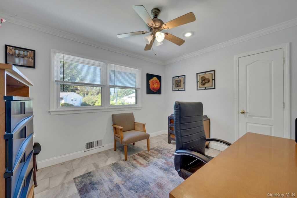 101 Windsor Oval, New Rochelle, NY 10805 - Photo 16 of 48