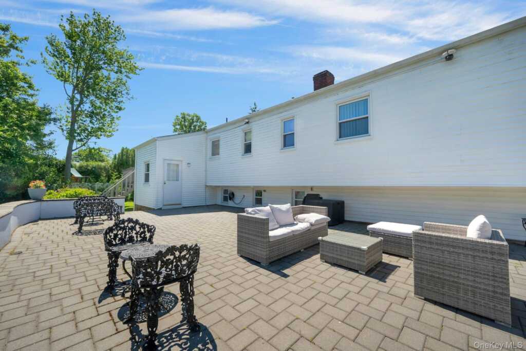 101 Windsor Oval, New Rochelle, NY 10805 - Photo 29 of 48