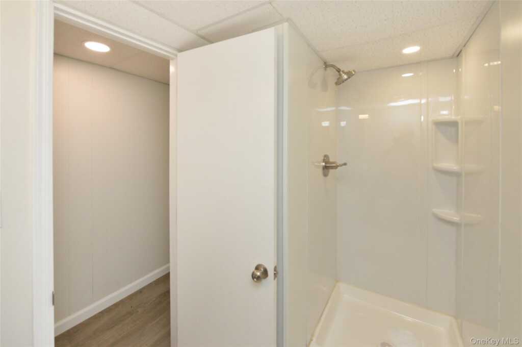 7 Pioneer Avenue, Suffern, NY 10901 - Photo 26 of 27