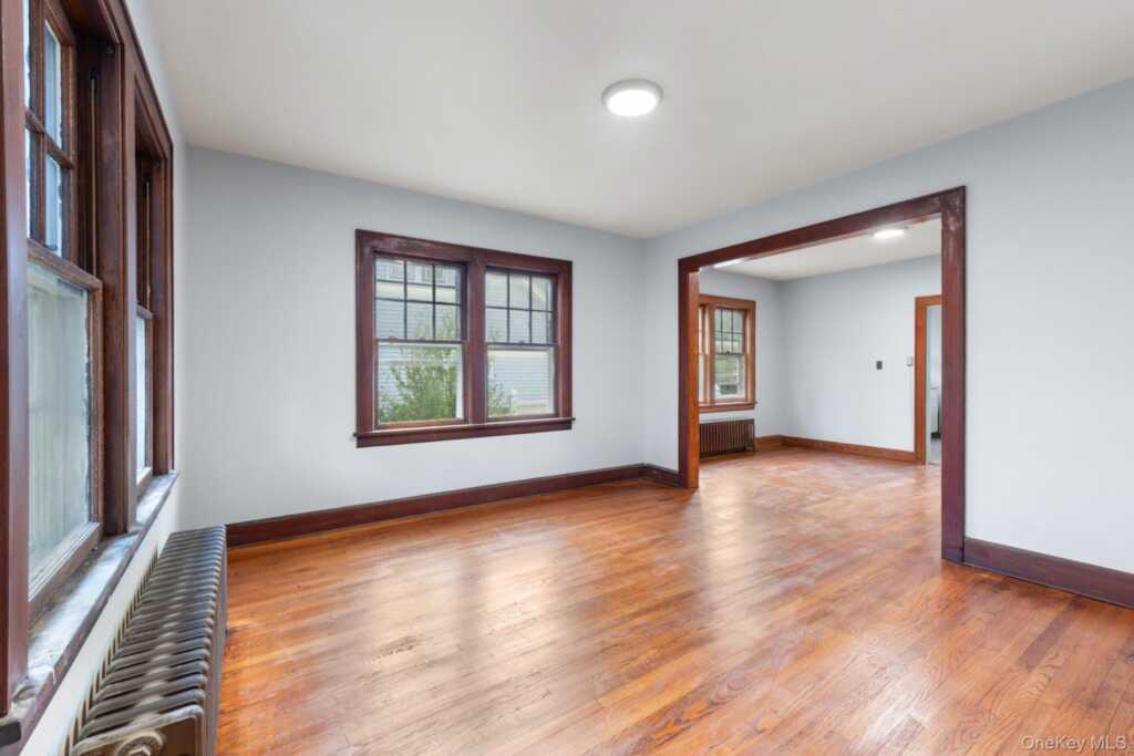 16 Oak Terrace, Suffern, NY 10901 - Photo 4 of 27