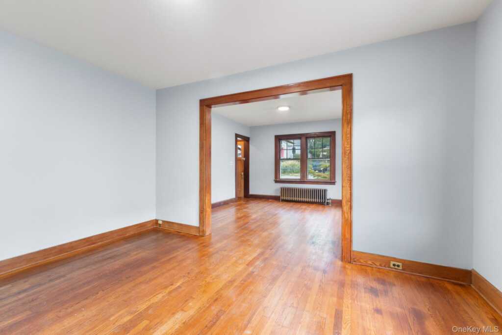16 Oak Terrace, Suffern, NY 10901 - Photo 6 of 27