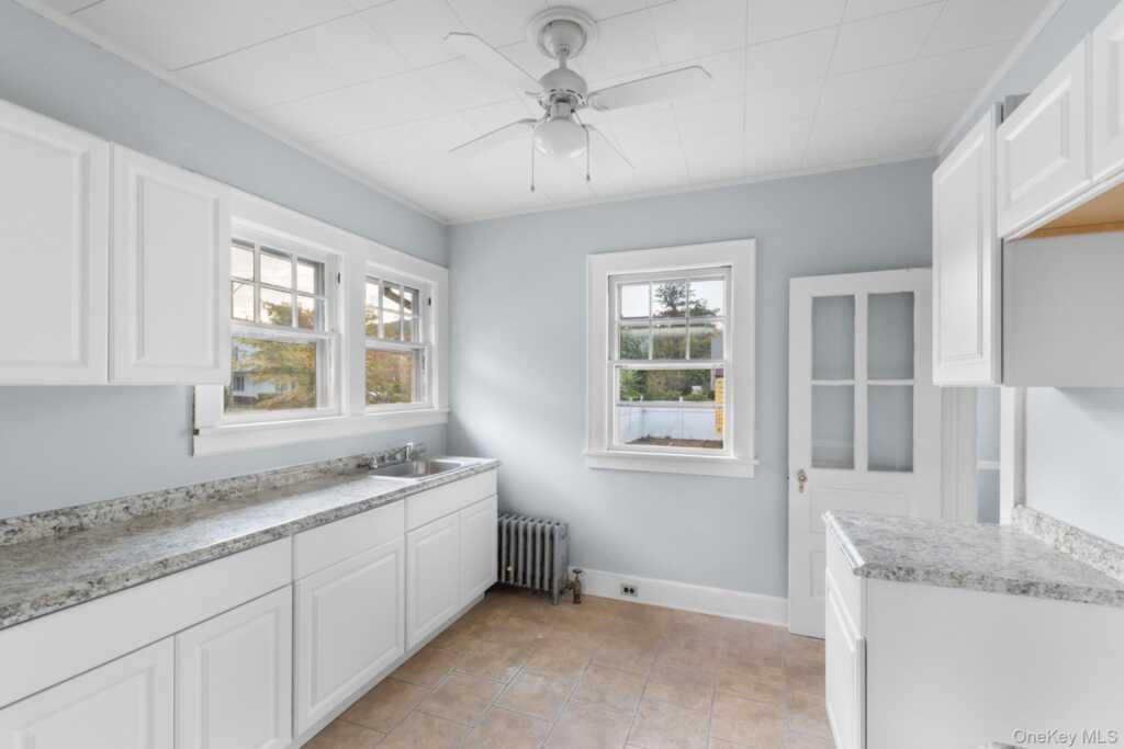 16 Oak Terrace, Suffern, NY 10901 - Photo 8 of 27