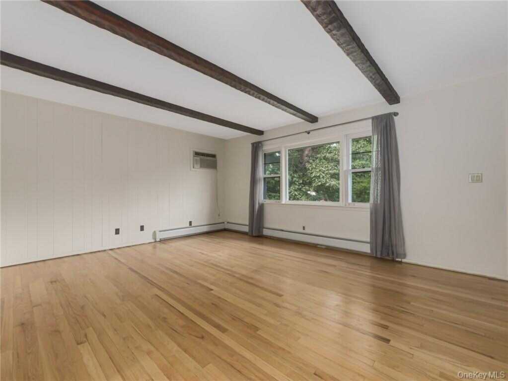 7 S Park Avenue, Nanuet, NY 10954 - Photo 10 of 28