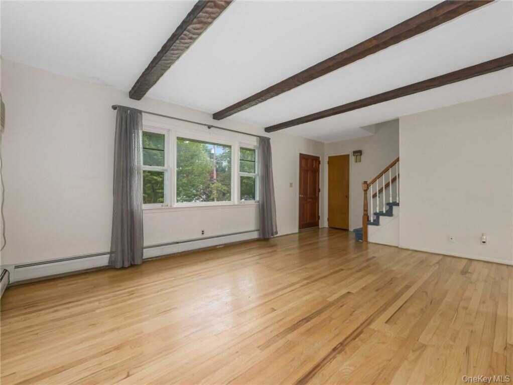 7 S Park Avenue, Nanuet, NY 10954 - Photo 11 of 28
