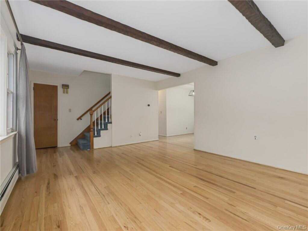 7 S Park Avenue, Nanuet, NY 10954 - Photo 12 of 28