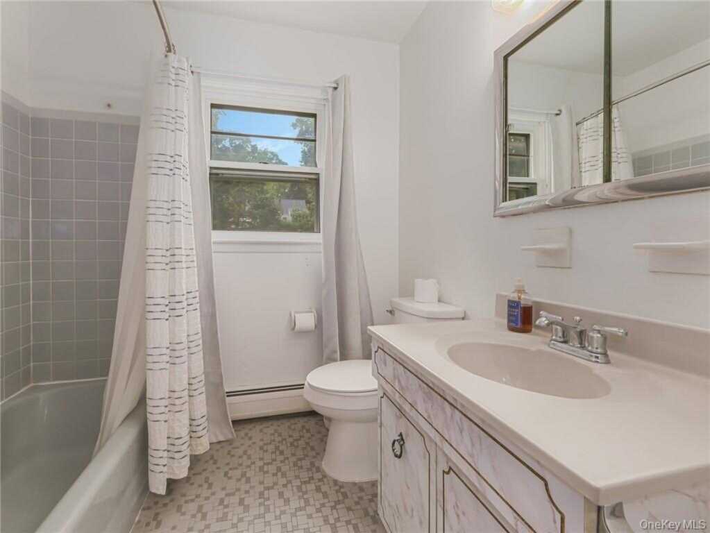 7 S Park Avenue, Nanuet, NY 10954 - Photo 13 of 28