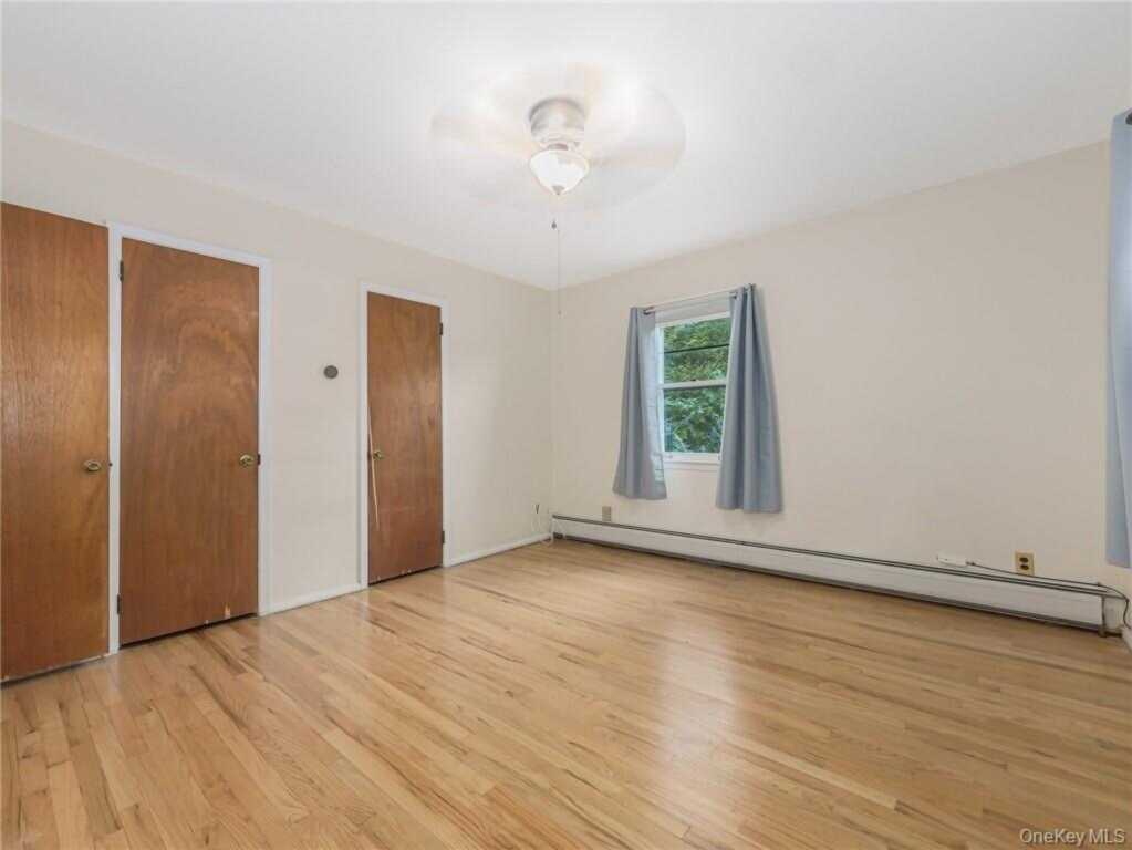 7 S Park Avenue, Nanuet, NY 10954 - Photo 16 of 28