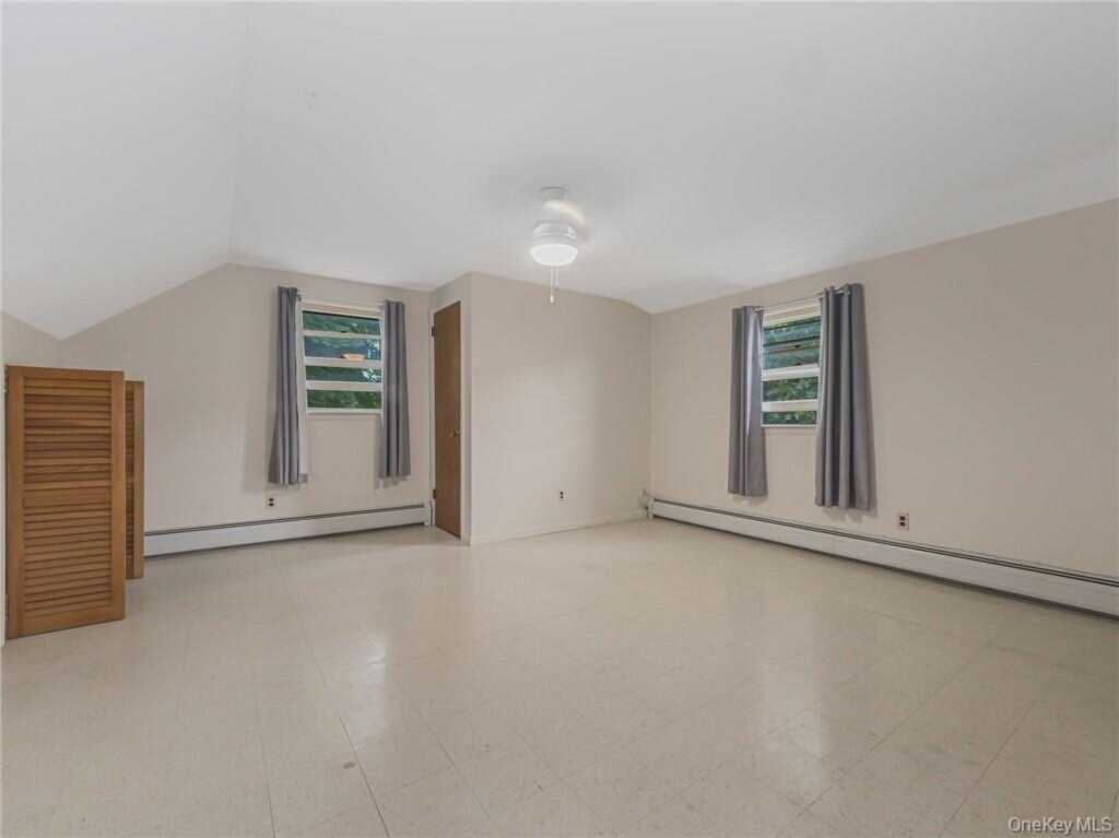 7 S Park Avenue, Nanuet, NY 10954 - Photo 17 of 28