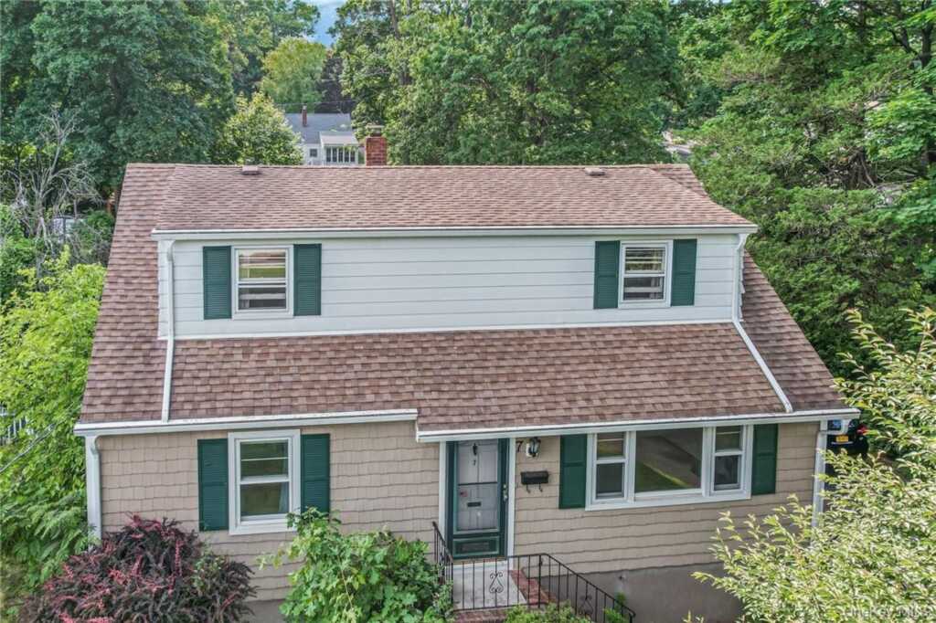 7 S Park Avenue, Nanuet, NY 10954 - Photo 2 of 28