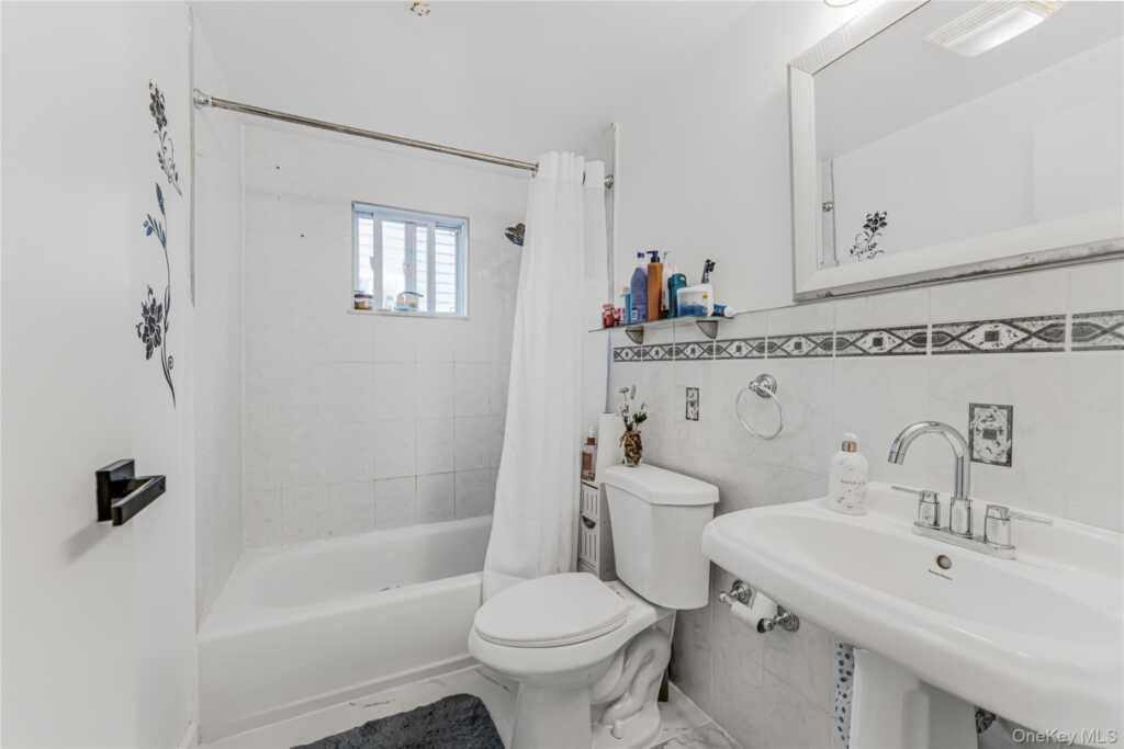 82 Riverdale Avenue, White Plains, NY 10607 - Photo 10 of 21