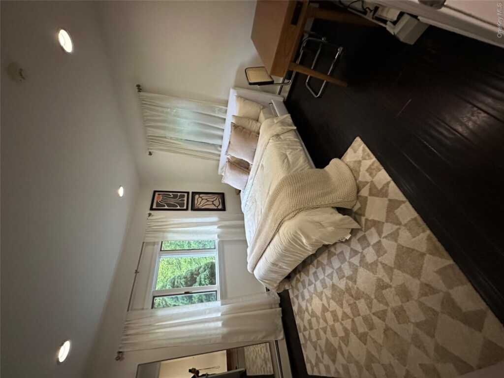 29 Wilton Road, Rye, NY 10573 - Photo 34 of 35
