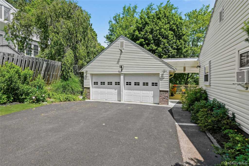 5 Lawrence Street, Nyack, NY 10960 - Photo 24 of 27