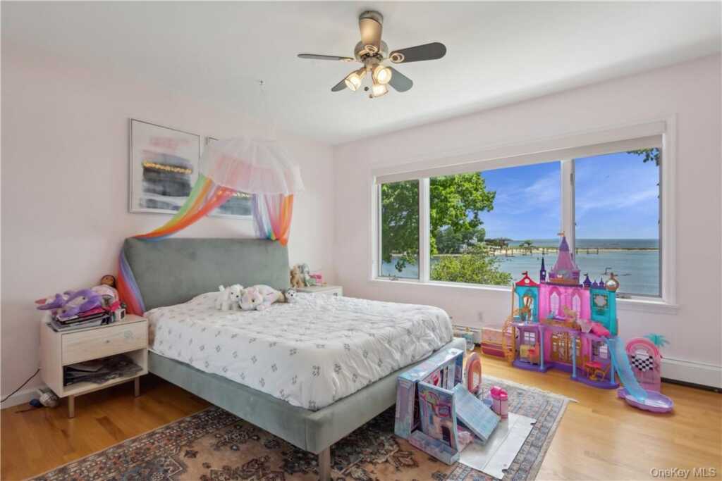 54 Shore Drive, Rye, NY 10573 - Photo 17 of 33