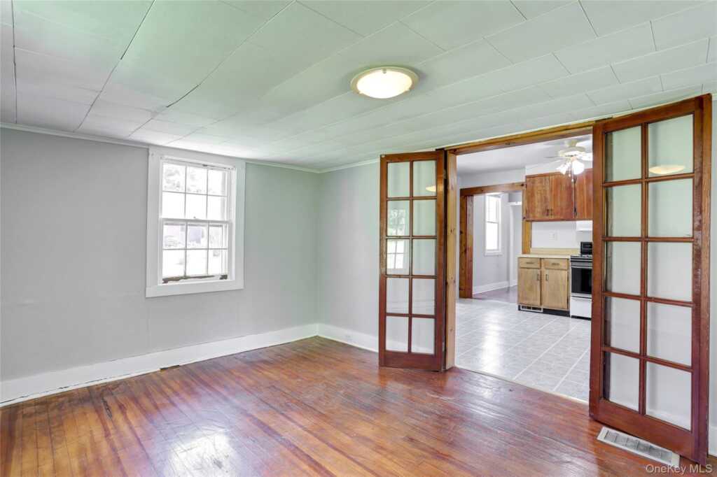 500 Haverstraw Road, Suffern, NY 10901 - Photo 11 of 36