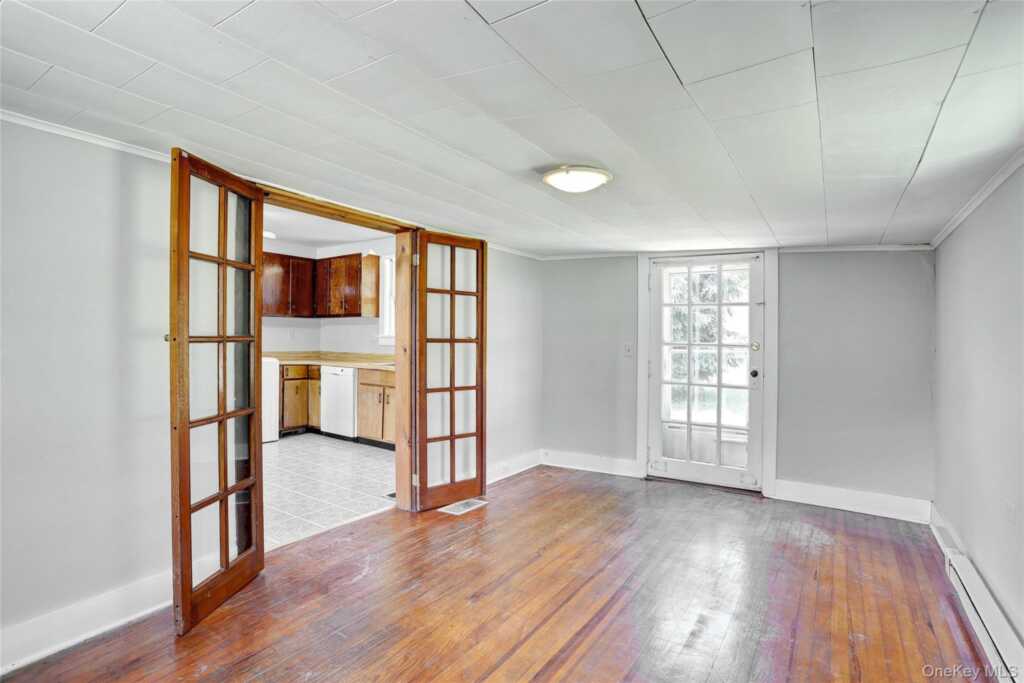 500 Haverstraw Road, Suffern, NY 10901 - Photo 17 of 36