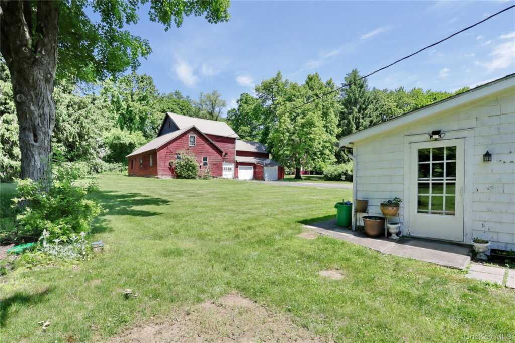 500 Haverstraw Road, Suffern, NY 10901 - Photo 28 of 36