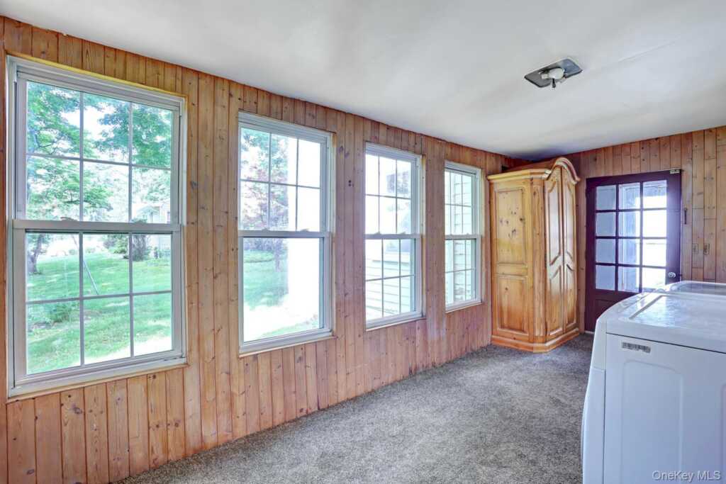 500 Haverstraw Road, Suffern, NY 10901 - Photo 9 of 36