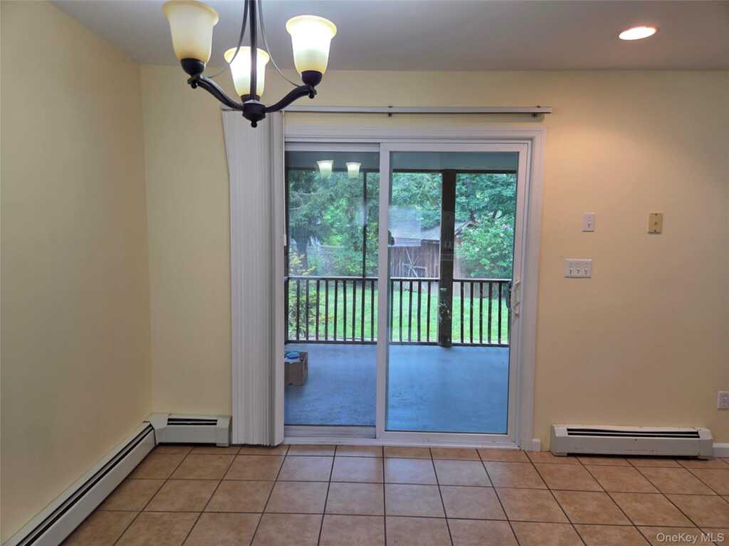 1 Humming Bird Lane, Unit #A, Stony Point, NY 10980 - Photo 4 of 12