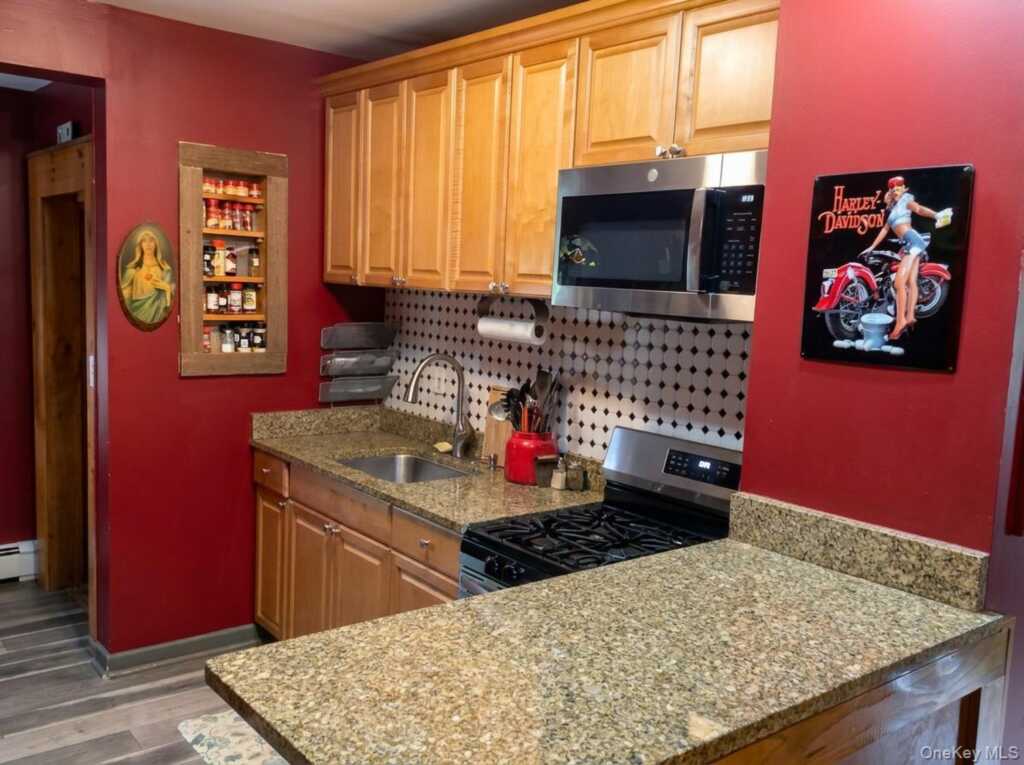 7 Brook Street, Suffern, NY 10901 - Photo 7 of 23