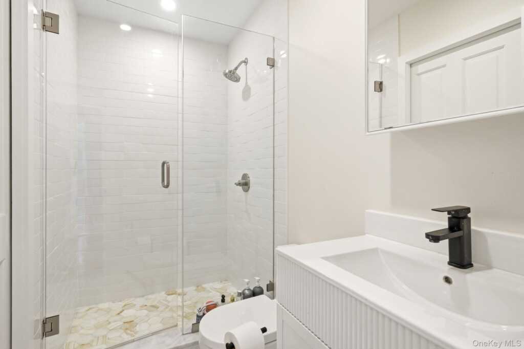 56 Wainwright Street, Rye, NY 10580 - Photo 8 of 17