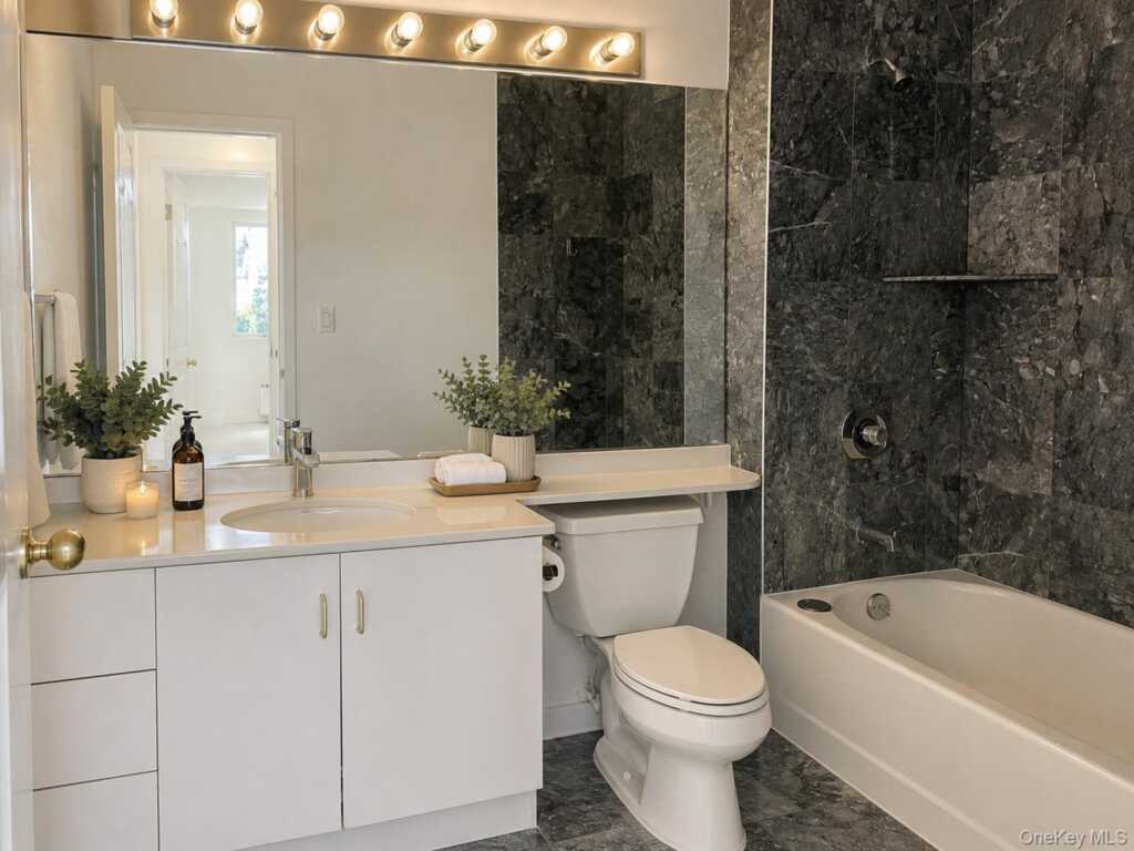 4 Martine Avenue, Unit #1212, White Plains, NY 10606 - Photo 13 of 19