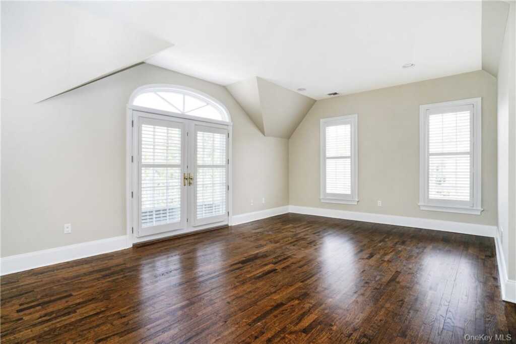 66 Apawamis Avenue, Rye, NY 10580 - Photo 12 of 28