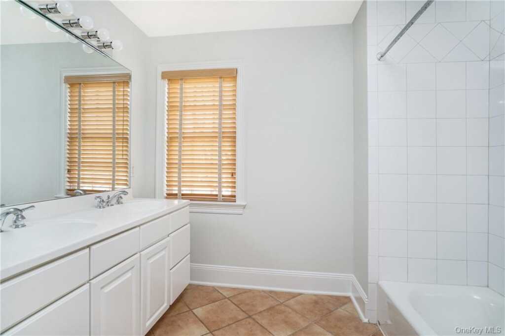 66 Apawamis Avenue, Rye, NY 10580 - Photo 18 of 28