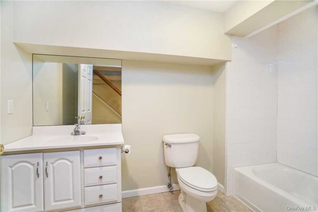 66 Apawamis Avenue, Rye, NY 10580 - Photo 21 of 28