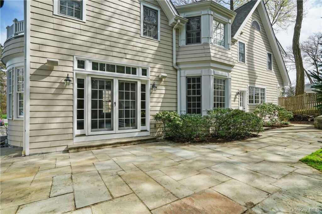 66 Apawamis Avenue, Rye, NY 10580 - Photo 23 of 28