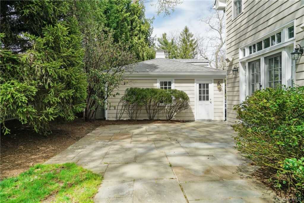 66 Apawamis Avenue, Rye, NY 10580 - Photo 24 of 28