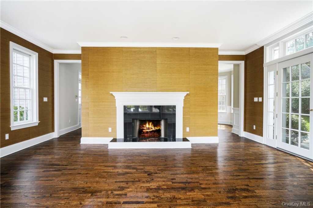 66 Apawamis Avenue, Rye, NY 10580 - Photo 4 of 28