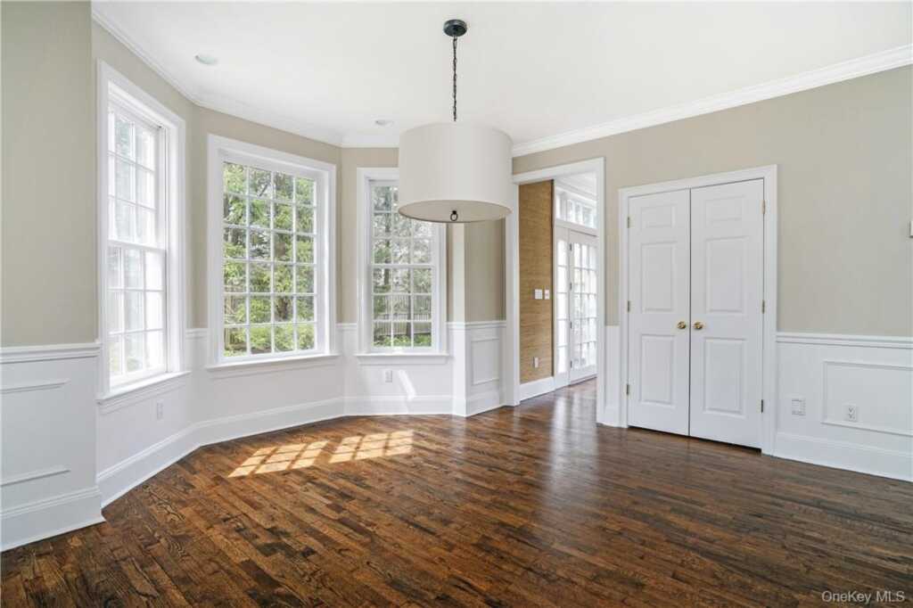 66 Apawamis Avenue, Rye, NY 10580 - Photo 6 of 28
