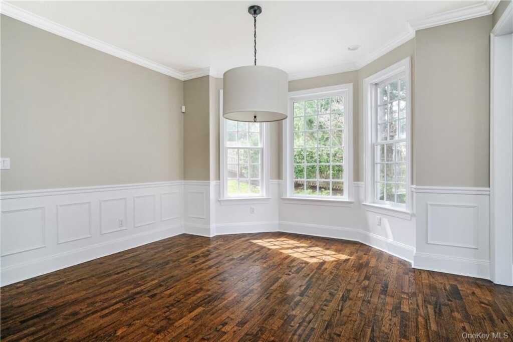 66 Apawamis Avenue, Rye, NY 10580 - Photo 7 of 28