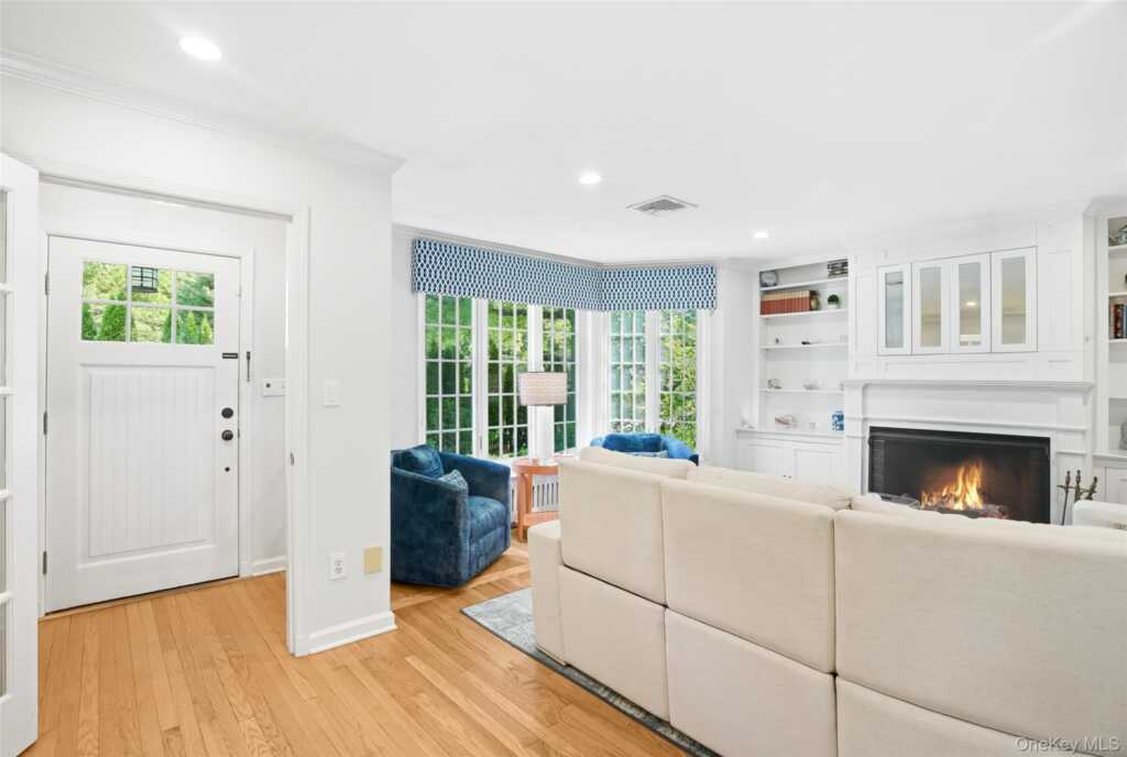 5 Mayfield Street, Rye, NY 10580 - Photo 3 of 35