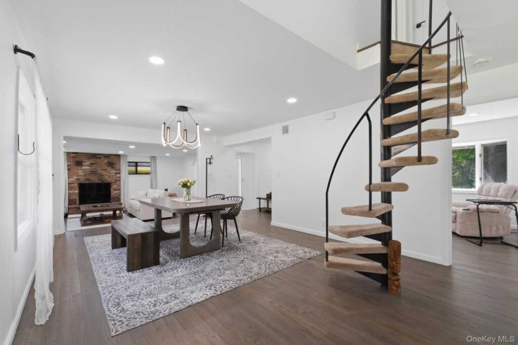 2 Bell Place, Rye, NY 10573 - Photo 7 of 43