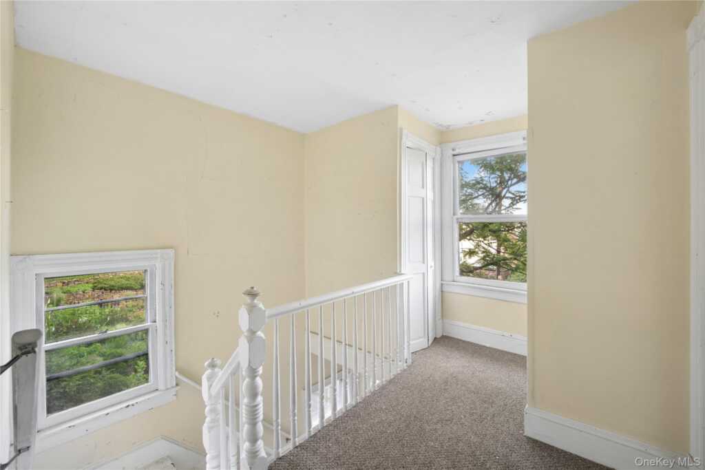 25 River Road, Nyack, NY 10960 - Photo 10 of 40