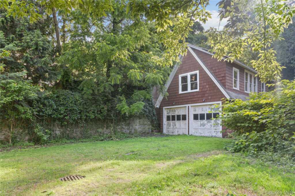 25 River Road, Nyack, NY 10960 - Photo 24 of 40