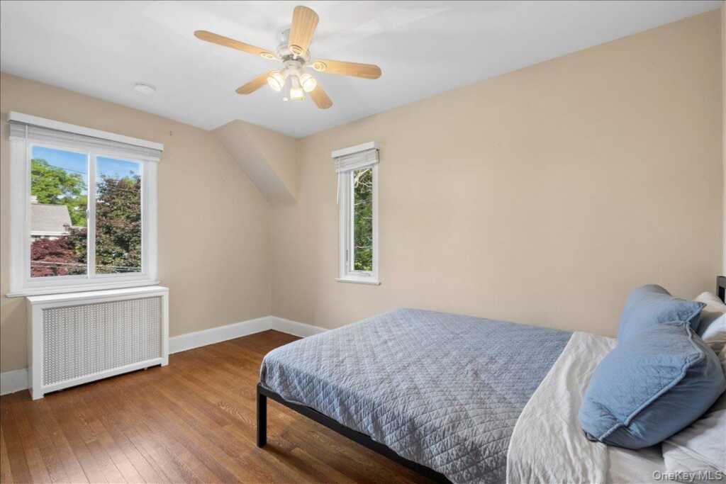 105 Longview Avenue, White Plains, NY 10605 - Photo 16 of 30