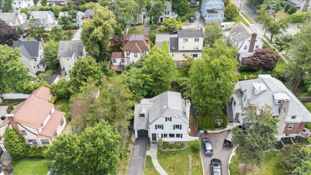 105 Longview Avenue, White Plains, NY 10605 - Photo 28 of 30