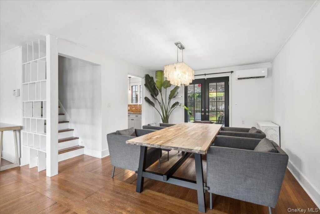 105 Longview Avenue, White Plains, NY 10605 - Photo 7 of 30
