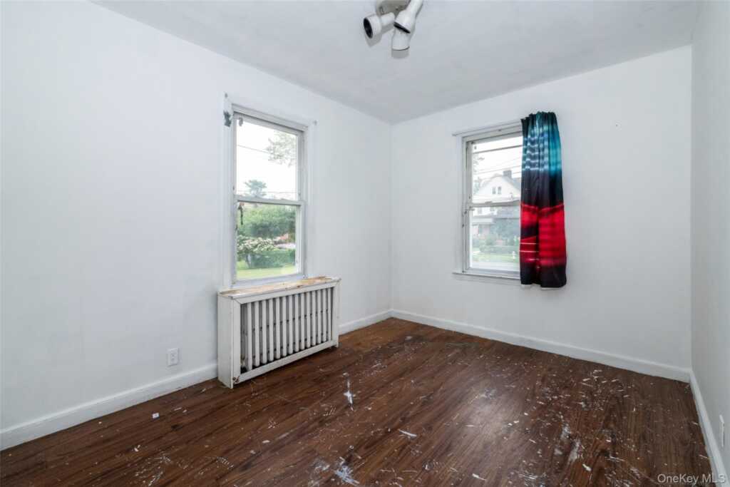 68 Leland Avenue, New Rochelle, NY 10805 - Photo 13 of 47